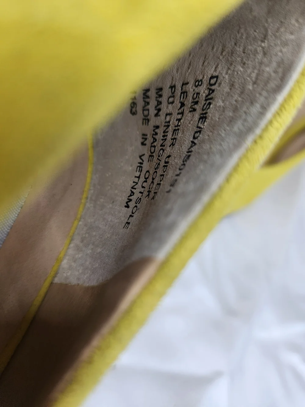 Steve Madden Yellow Suede Pointed Pumps